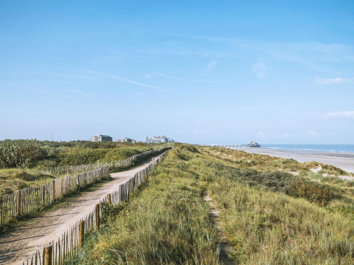 Apartment Railway To The Beach By Interhome Blankenberge Exteriör bild